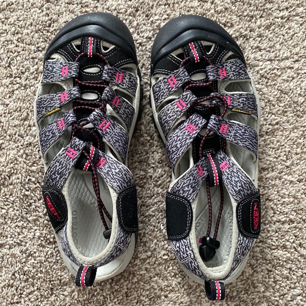 Keen closed toe sandals